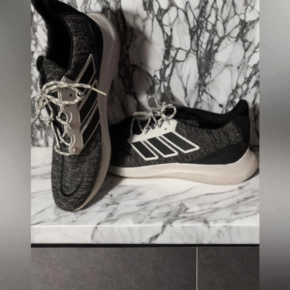Adidas Black and White Sneakers with Sleek Design - Picture 5 of 10